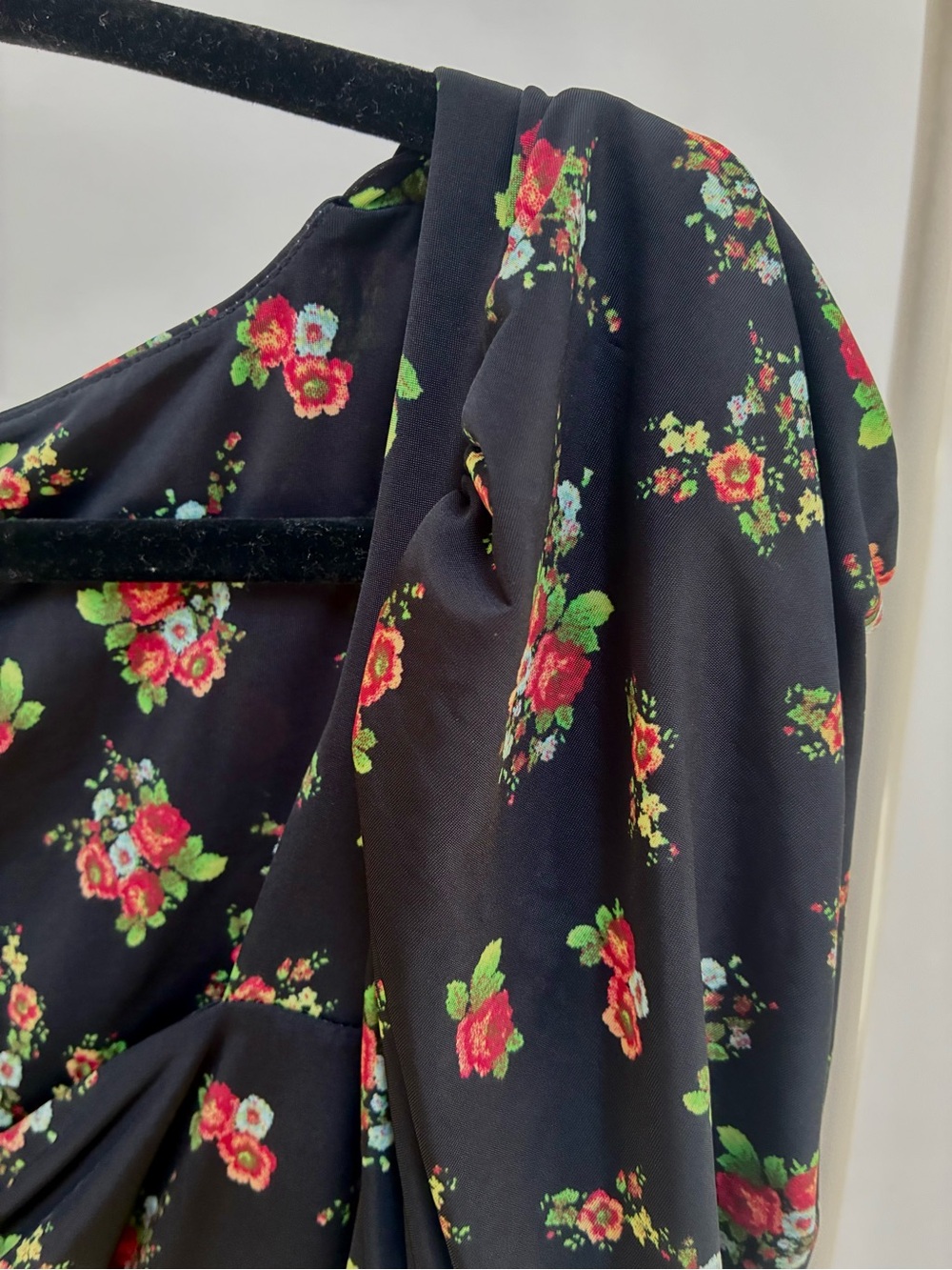 AFRM Floral Ruched Long Sleeve Top - Picture 5 of 8